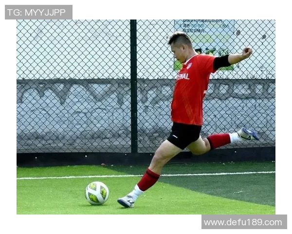 荆州足球明星有哪些他们的精彩瞬间与照片分享