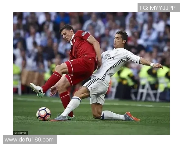 最蛇皮的足球明星揭秘他们背后的奇葩故事与争议时刻 最蛇皮的足球明星揭秘他们背后的奇葩故事与争议时刻